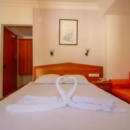 Celeste Hotel