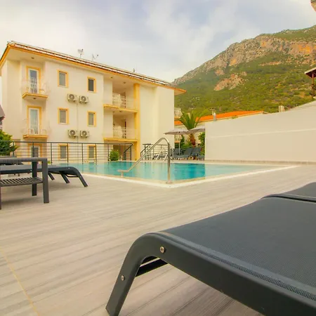 Celeste Hotel *